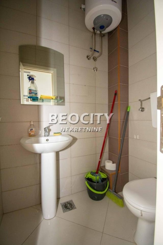 Zemun, Altina, Ljiljane Krstić, 1. 0, 105m2, 1050EUR