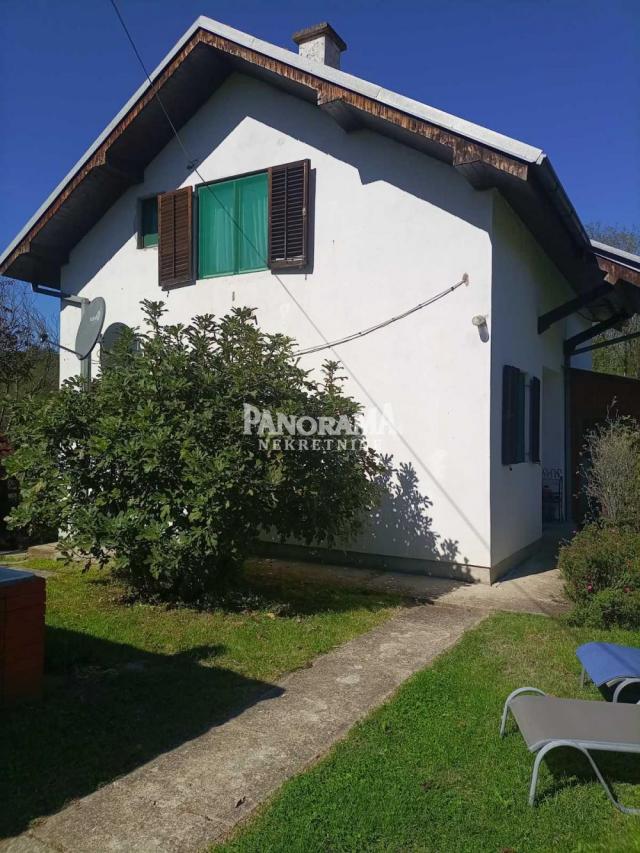 Kuća u naselju Liplje kod Ljiga, 175m2 Pr+PTK, na 120 ari, uknjižena ID#5318