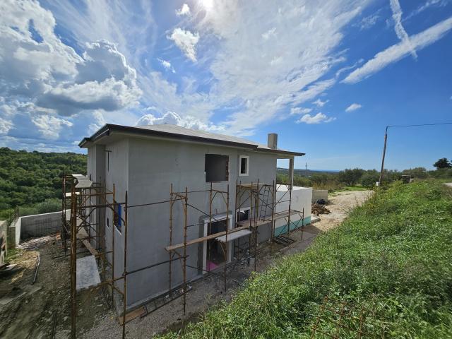 Istarska vila s otvorenim pogledom na bujštinu i more