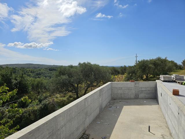 Istarska vila s otvorenim pogledom na bujštinu i more