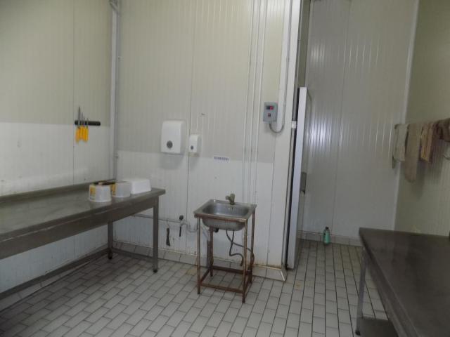 Production hall for meat processing