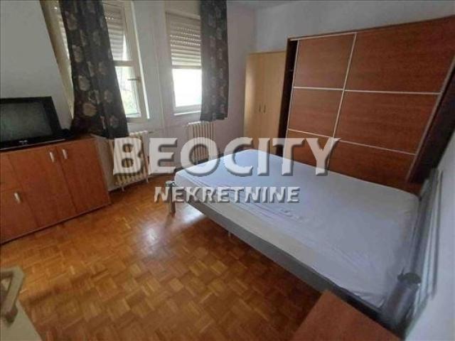 Novi Beograd, Bežanijska kosa 2, Nede Spasojević, 3. 0, 87m2, 700EUR