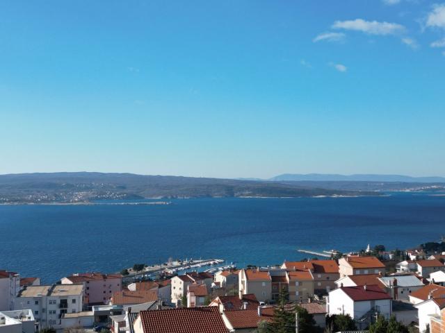 CRIKVENICA - kuća 380 m2 s panoramskim pogledom na more + okoliš 500 m2