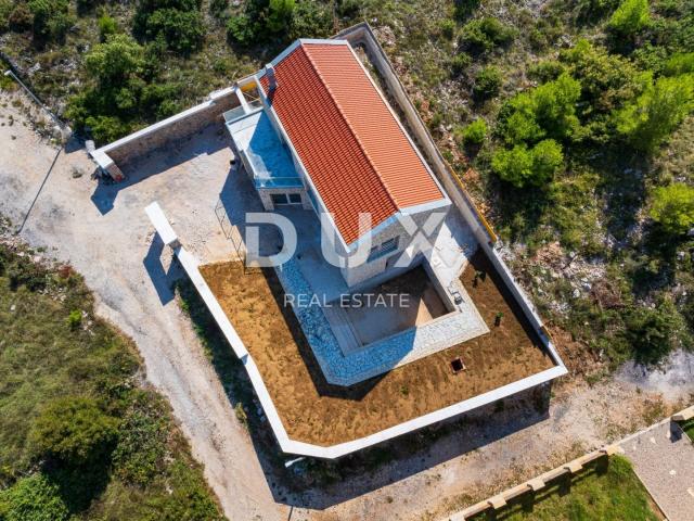 ZADAR, NOVIGRAD - High-quality stone house 150 m from the sea