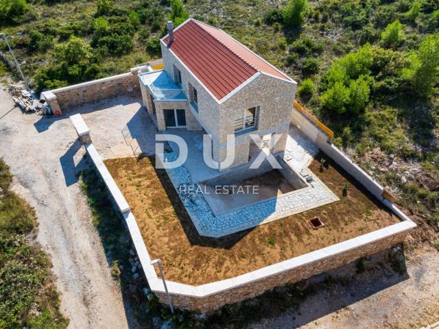 ZADAR, NOVIGRAD - High-quality stone house 150 m from the sea