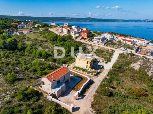 ZADAR, NOVIGRAD - High-quality stone house 150 m from the sea