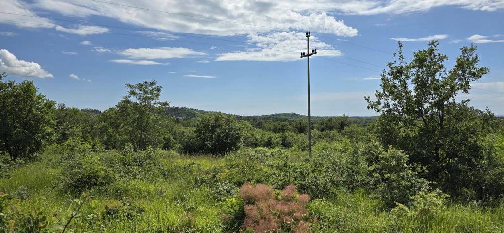 Grundstück Buje, 1.000m2