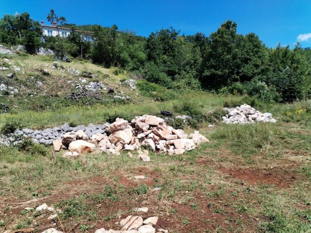 ISTRA- LABIN- Građevinsko zemljište 674 m2 okolica!