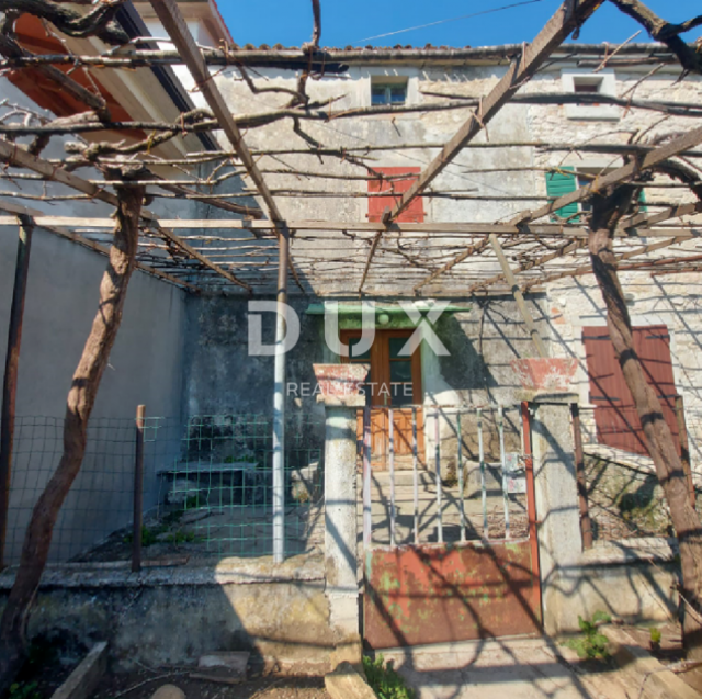 ISTRIEN, LABIN - Steinhaus mit einem Garten von 1,1 ha