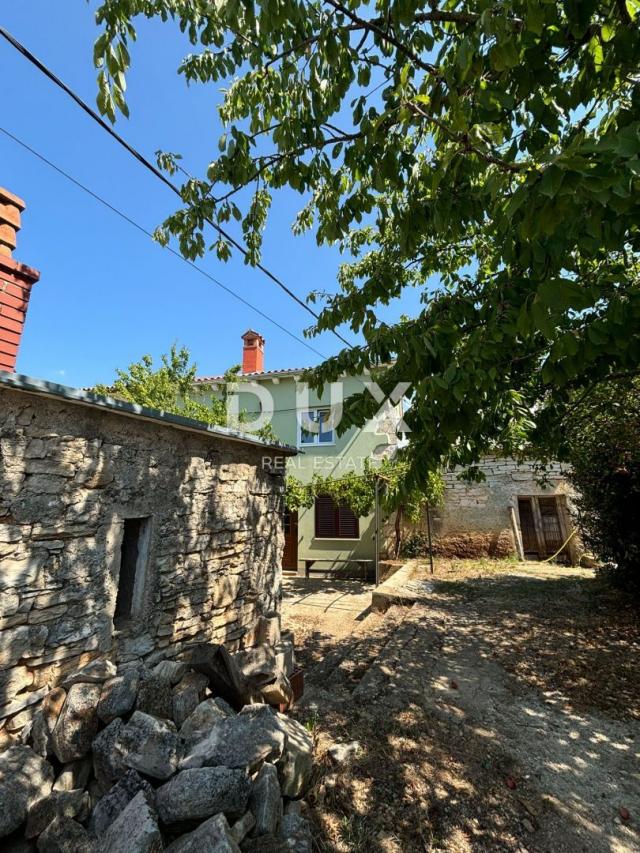 ISTRIA, SVETVINČENAT - Partially renovated Istrian house with main project!