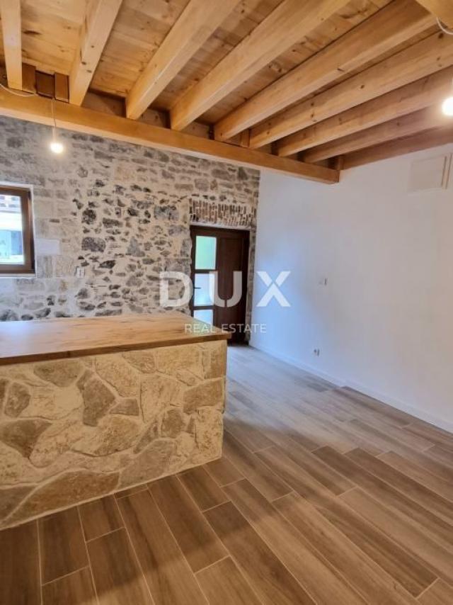 ZADAR, SKROČINI - Two renovated stone houses in a prime location