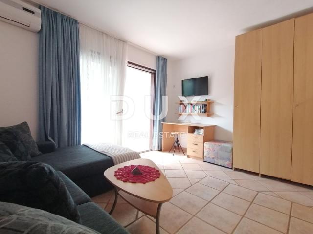 ISTRA, ROVINJ - Apartmanska kuća na samo 40m od mora!