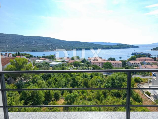 OTOK CRES, CRES - Stan 3S+DB, parking, pogled na more