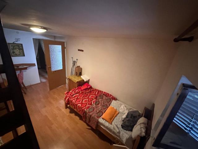 INSEL KRK, VRH - Doppelhaushälfte, 170 m2, Garten!!!