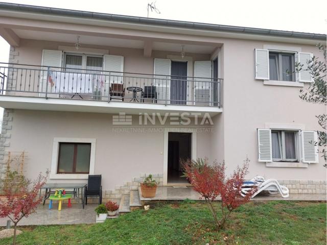 Surroundings of Svetog Lovreč, family house with 2 residential units, 270 m2