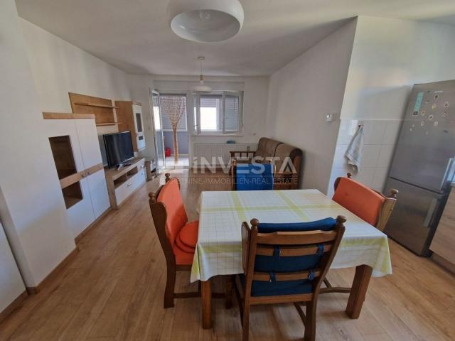 Pula, Monvidal, spacious apartment on the 1st floor of a new building with an elevator, garage