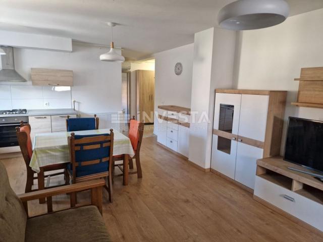 Pula, Monvidal, spacious apartment on the 1st floor of a new building with an elevator, garage