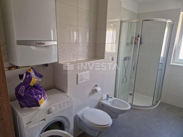 Pula, Monvidal, spacious apartment on the 1st floor of a new building with an elevator, garage