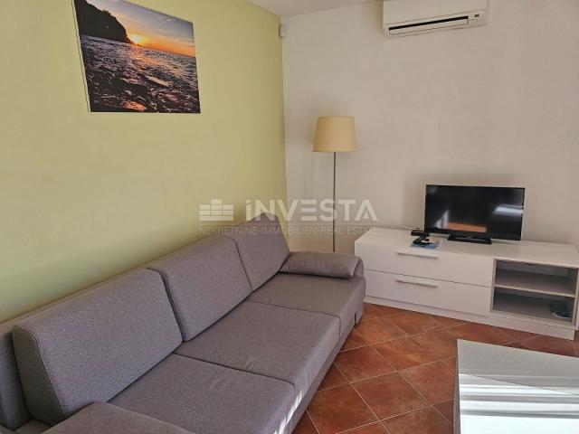 Medulin, apartment 72.35 m2 in prime location, 2BR+LR, 200 m from the sea