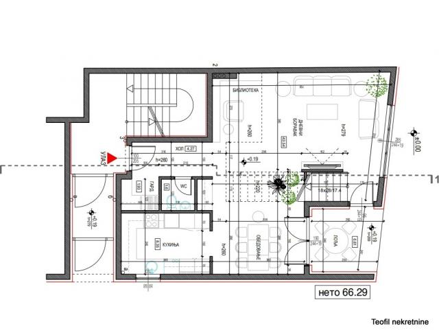 VRACAR HRAM SVETOG SAVE 144m2 , dvorište , 720000e