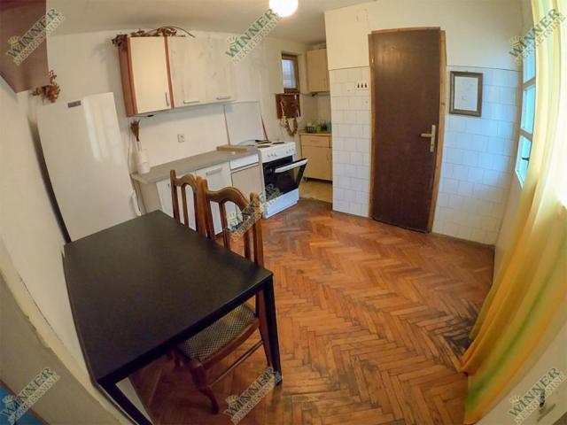 Izdavanje Stan Zemun Ugrinovacka, Sava Kovacevic, 50m2 2. 0 ID#1341