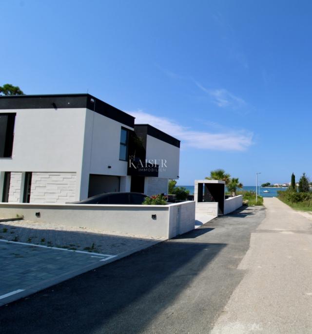 Zadar, Privlaka modern apartment 70 m from the sea