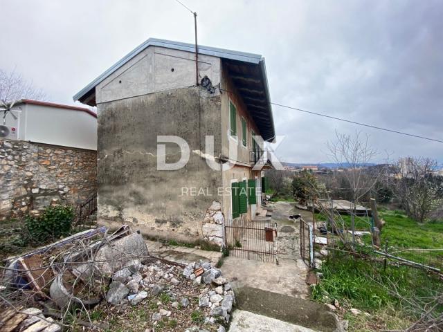 RIJEKA, KOZALA – freistehende alte italienische Villa aus dem Jahr 1912 mit Meerblick und 2.383 m2 G