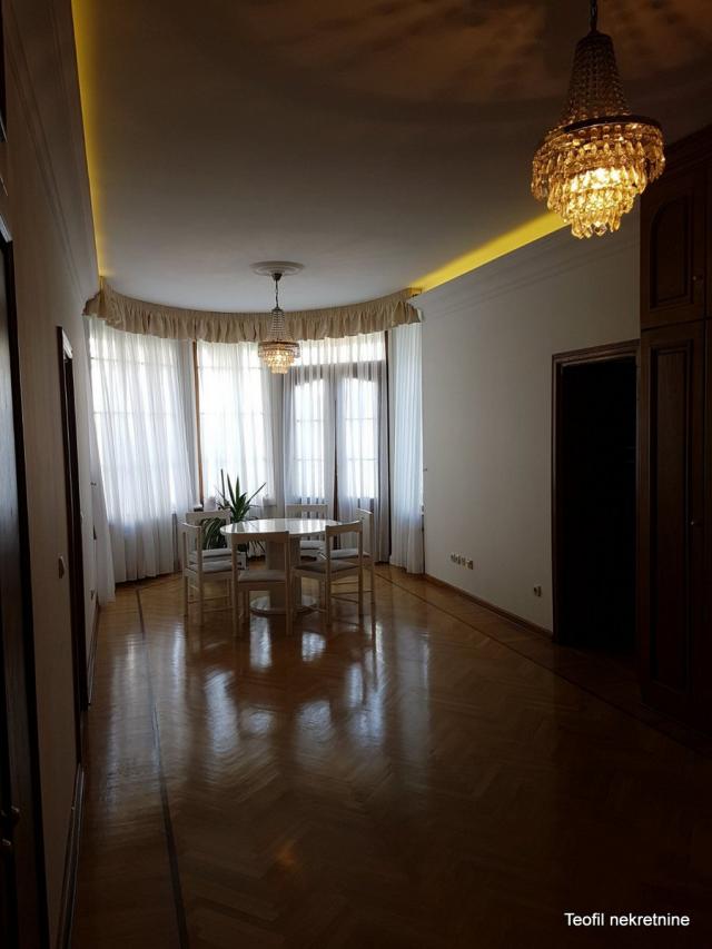 SAVSKI VENAC SENJAK 550m2 , 80+G na 7a , 7200e