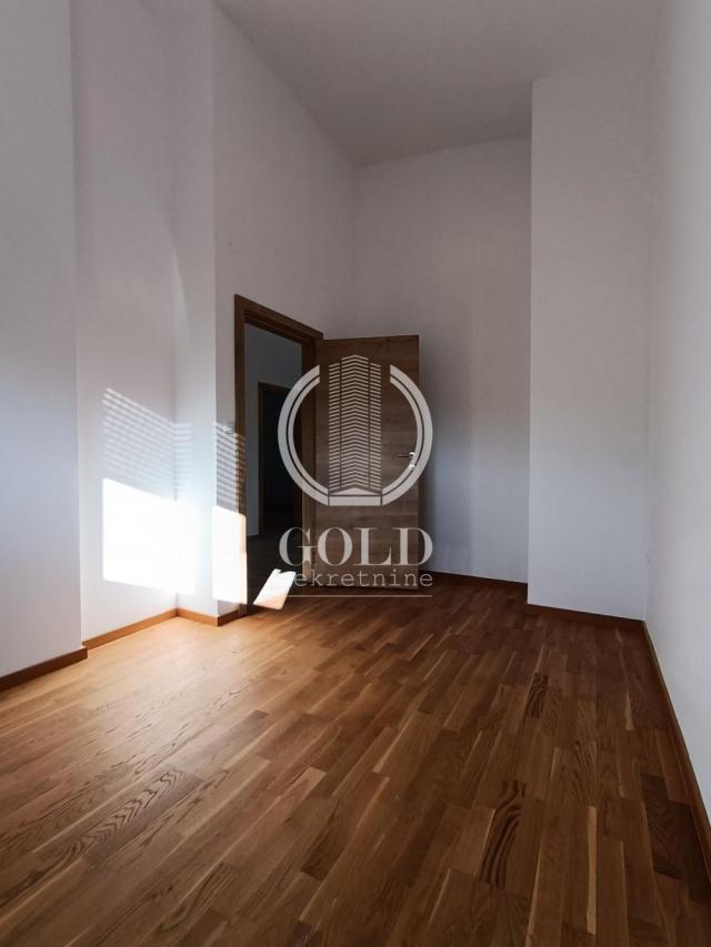 PRODAJA Stan4. 0:NOVI SAD-Bulevar evrope, 98. 00m2, 192610eur, KLJUČ U AGENCIJI ID#6753