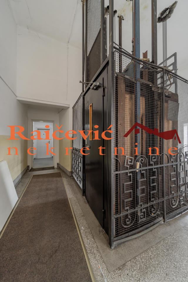 SAVSKI VENAC ZELENI VENAC 24m2 , 112000e