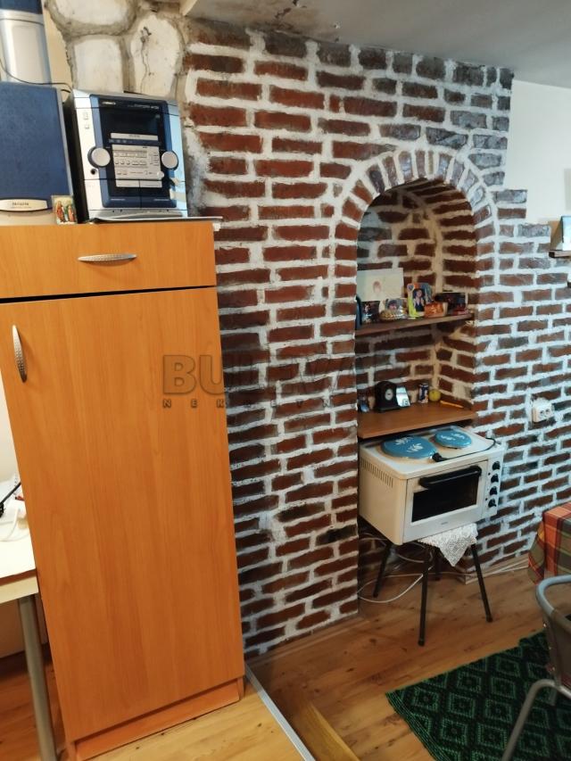 Izdaje se etno apartman u Gornjoj Toponici, 35m2!