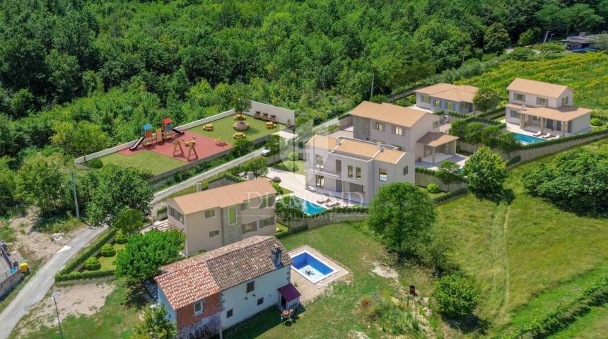 Central Istria, newly built house with swimming pool