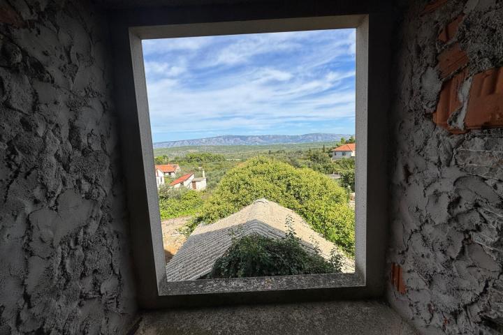 Hvar, Dol, autentična kamena kuća u mirnom i lijepom mjestu