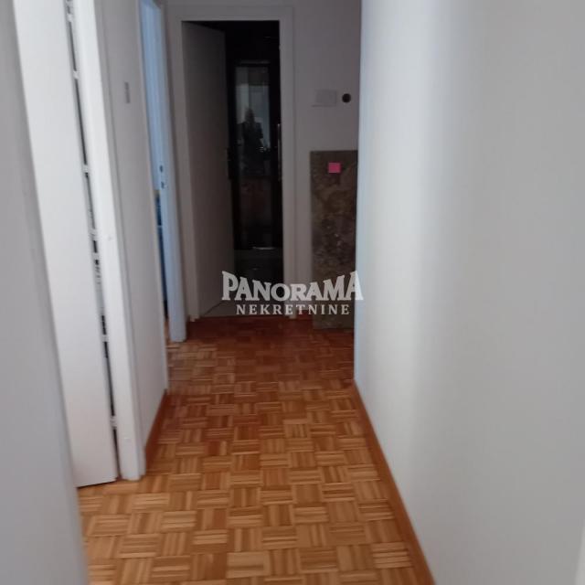 Novi Beograd-Blok 30, 4. 0, 92m2, uknjižen ID#3142