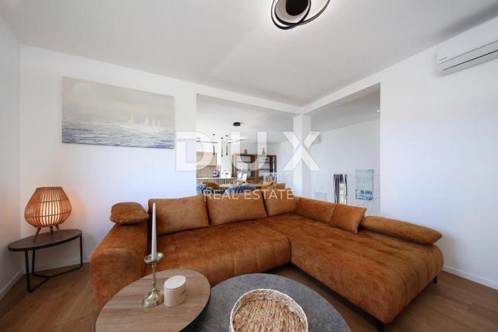 OPATIJA, IKA - last apartment in new building 99m2 + roof terrace 66m2, panoramic sea view