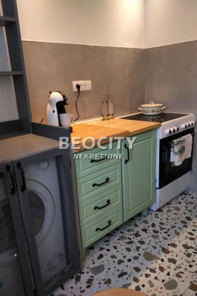 Palilula, Bulevar despota Stefana, Jovana Avakumovića, 2. 0, 50m2, 700EUR