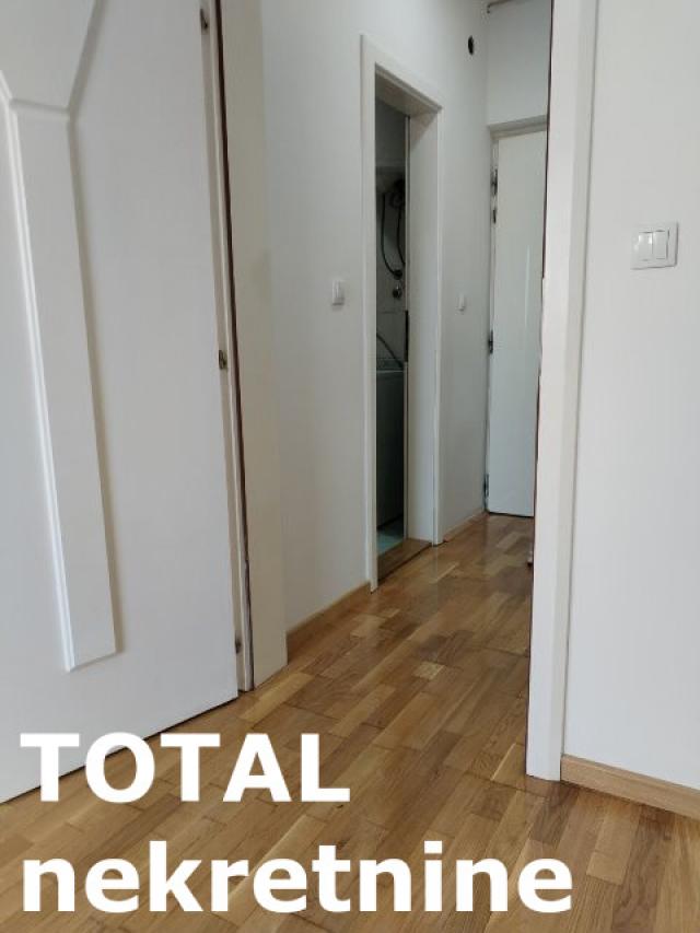 1 Jednosoban stan NOVI SAD, 87550€