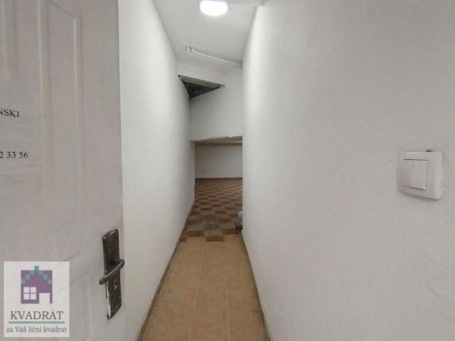 IZDAVANJE! Lokal 65 m², Obrenovac –200€