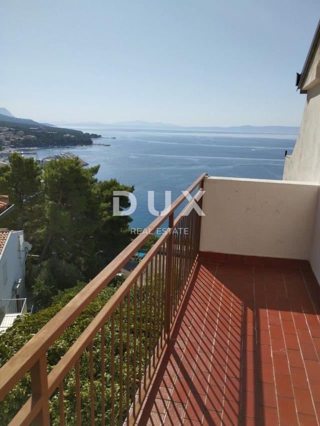 MAKARSKA, BAŠKA VODA - kuća sa 5 apartmana s pogledom na more! PRILIKA!