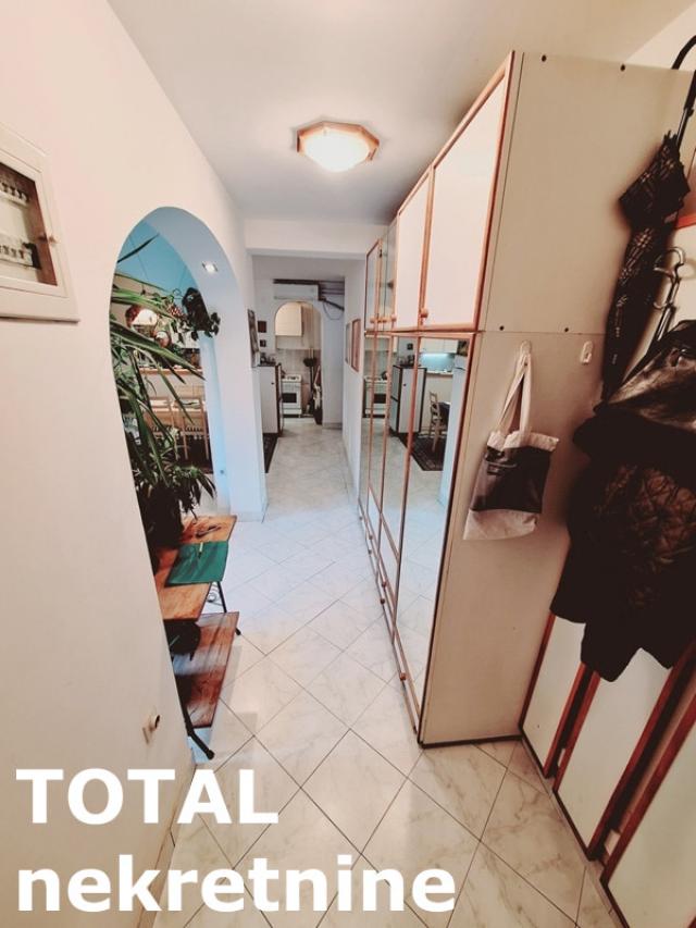 3 Trosoban stan NOVI SAD, 309000€