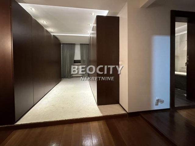 Vračar, Kalenić pijaca, , 4. 0, 240m2, 2500EUR