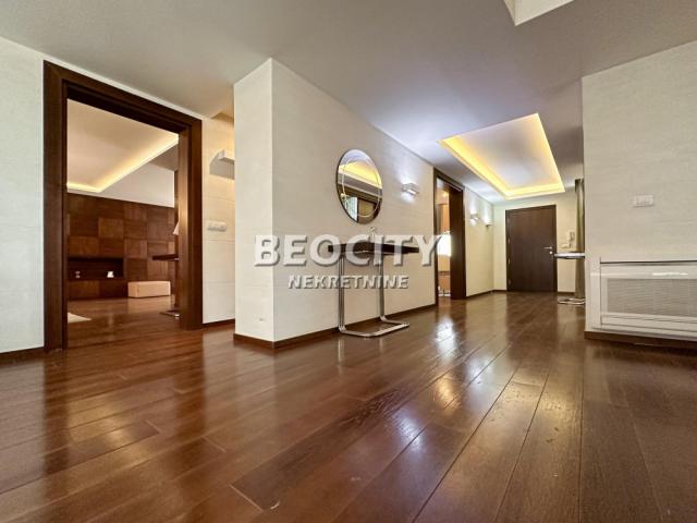 Vračar, Kalenić pijaca, , 4. 0, 240m2, 2500EUR