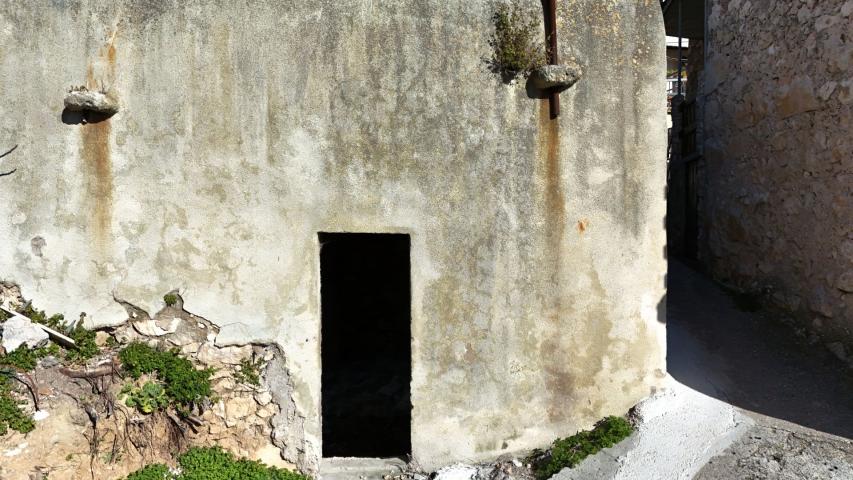 OTOK KRK, STARA BAŠKA - Kamena kuća 1903. sa započetom adaptacijom