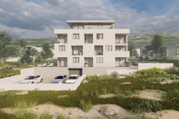 Kaštel Lukšić, trosoban stan u prizemlju neto korisne površine 67, 61 m2 – S1