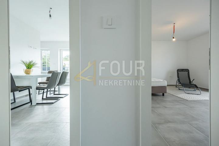 Flat Crikvenica, 63,88m2