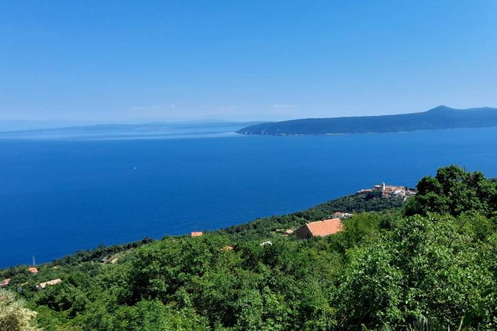 Mošćenička Draga, građevinsko zemljište 2256 m2 sa pogledom na more