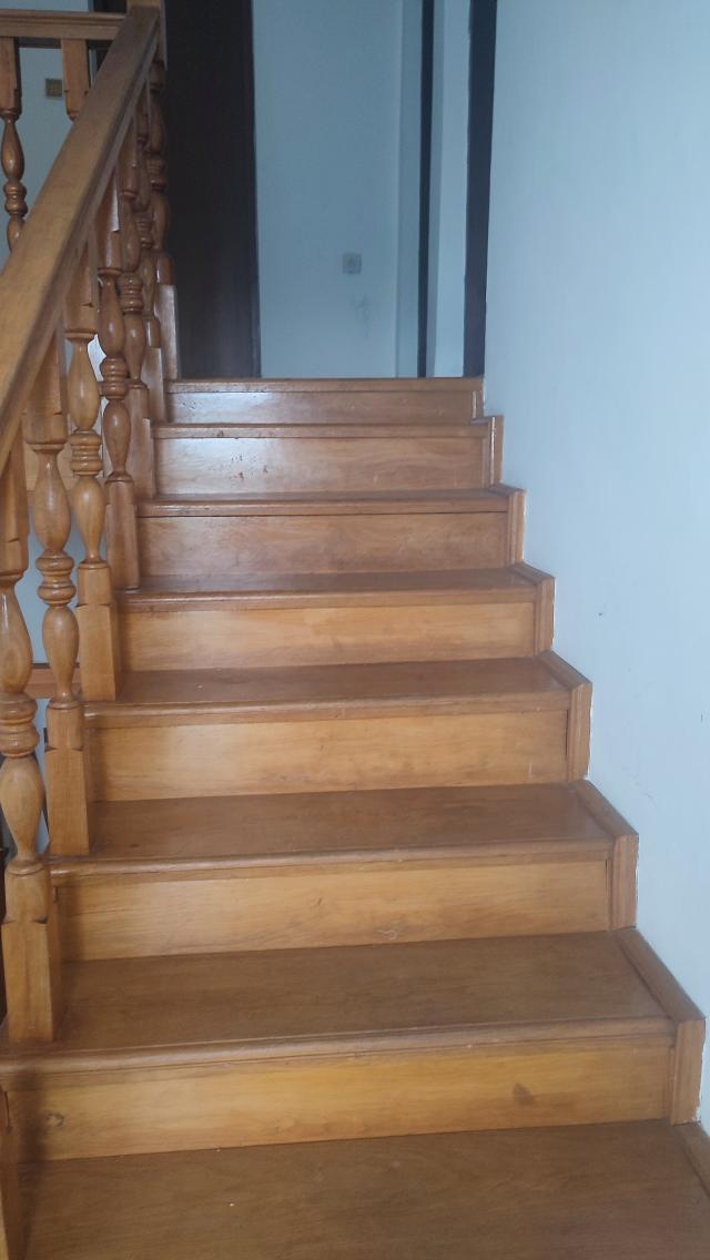 BARAJEVO BARAJEVO 209m2 , 9a , 149500e