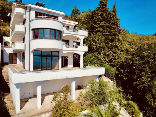 Opatija – Nezavršen stan 1S+DB se zasebnim apartmanom i fantastičnim pogledom