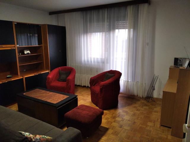 NOVI SAD - BULEVAR - 74. 00 m2