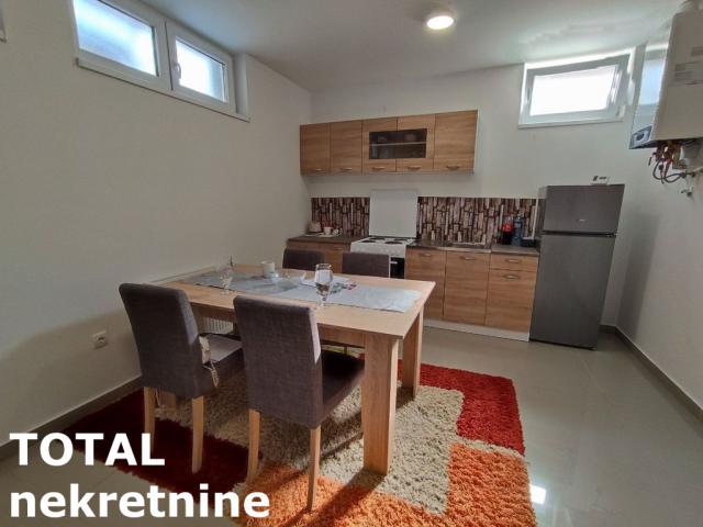 3 Trosoban stan NOVI SAD, 82400€